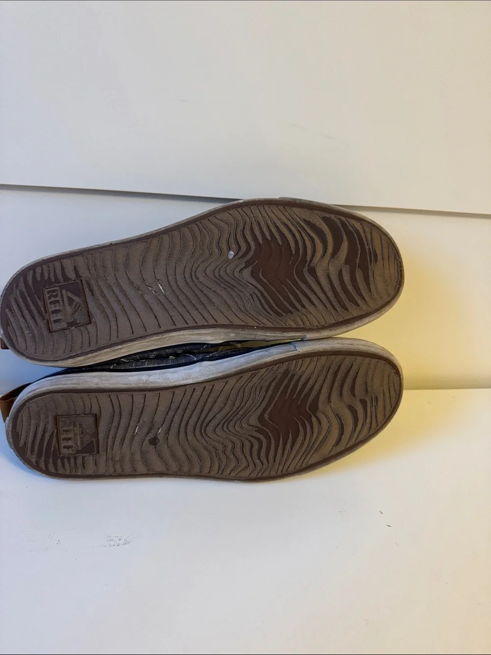 Reef Men's Navy Canvas Boat Shoes with White Laces